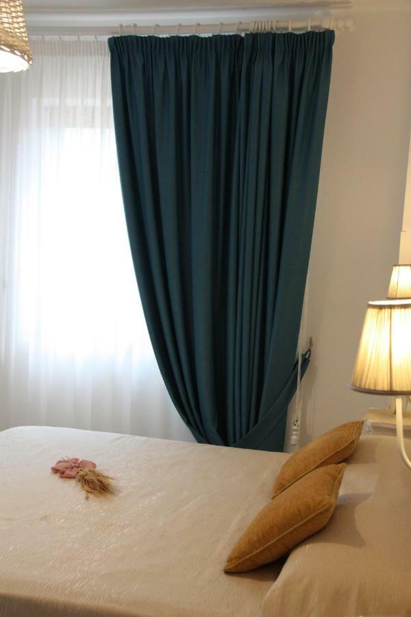 Casa Amigdala Bed & Breakfast Кастелабате Екстериор снимка
